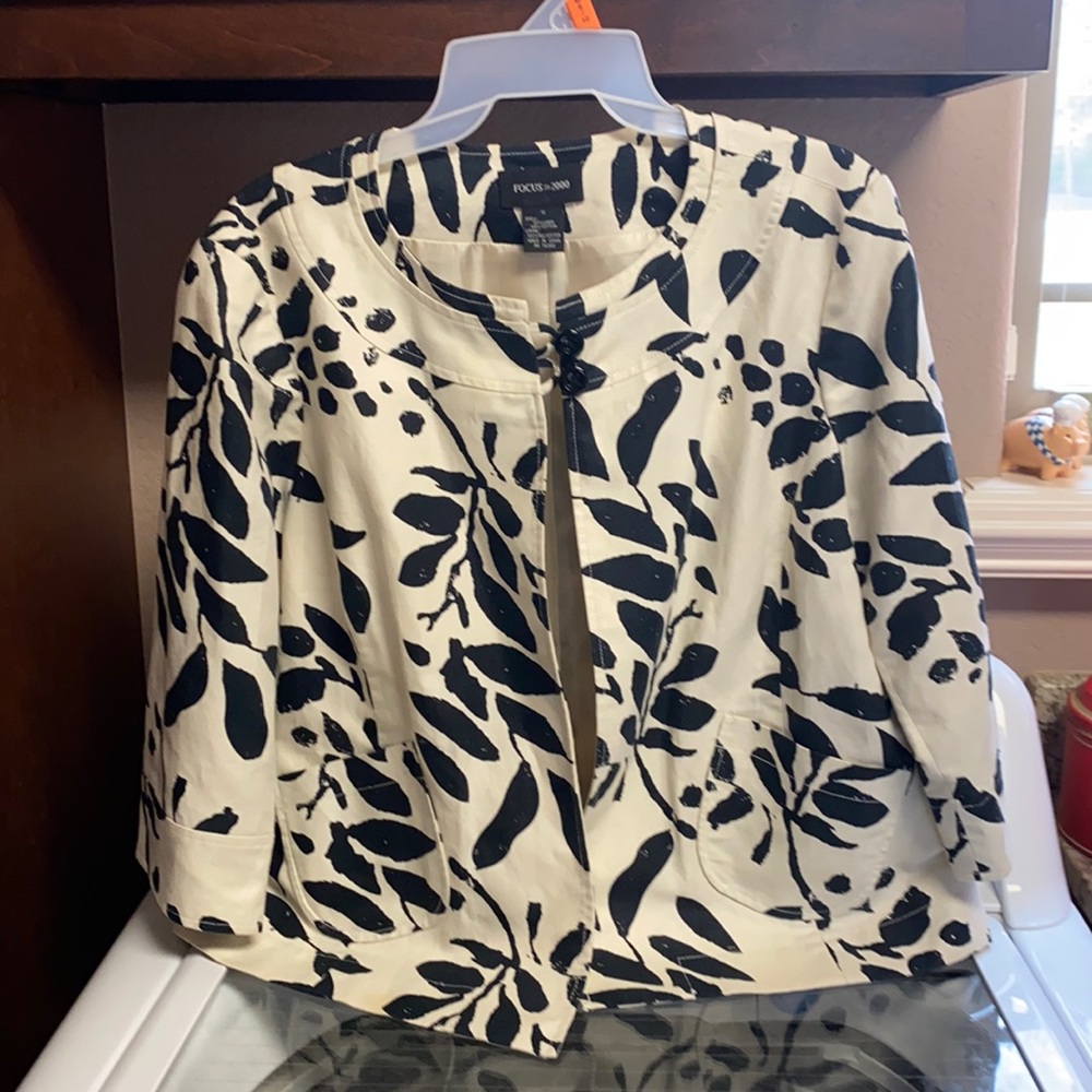 Focus 2000 Jacket - image 1